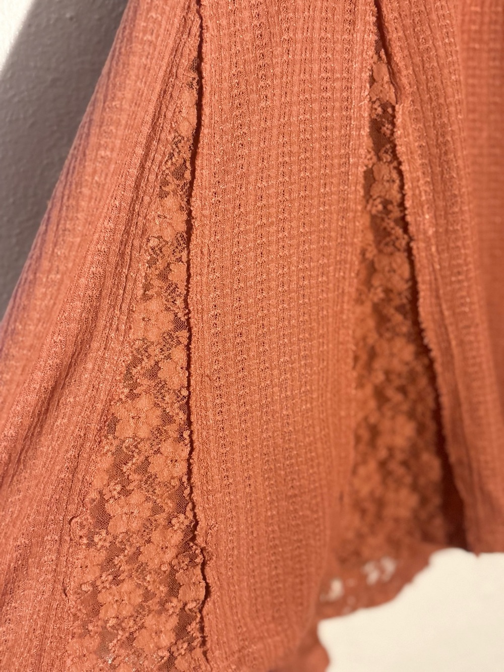 Lucky Brand Women's Henley Lace Godet Swing Top Size L Coral  Linen Blend NWT - Picture 6 of 8